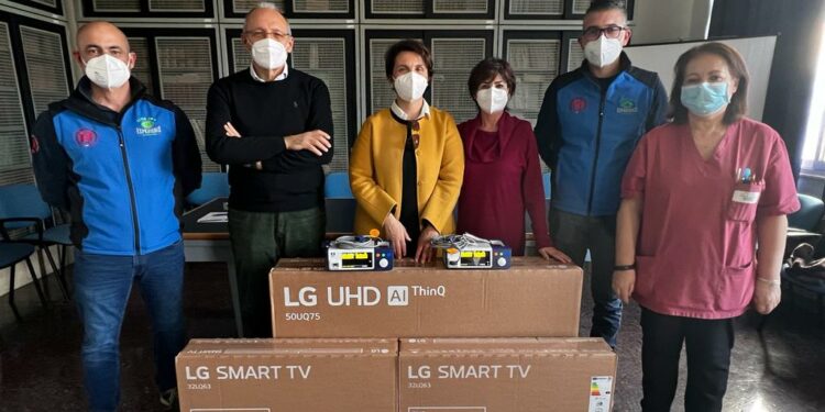 Gesto di solidarietà al reparto di Pediatria dell’Aou di Sassari