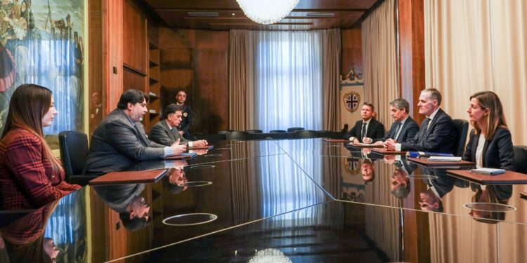 Il presidente della Regione, Christian Solinas, ha incontrato l’ambasciatore di Francia in Italia, Christian Masset