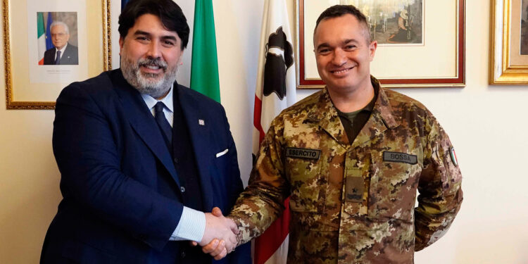 In occasione dell’anniversario della Brigata Sassari, il presidente della Regione ha ricevuto il comandante generale Giuseppe Bossa
