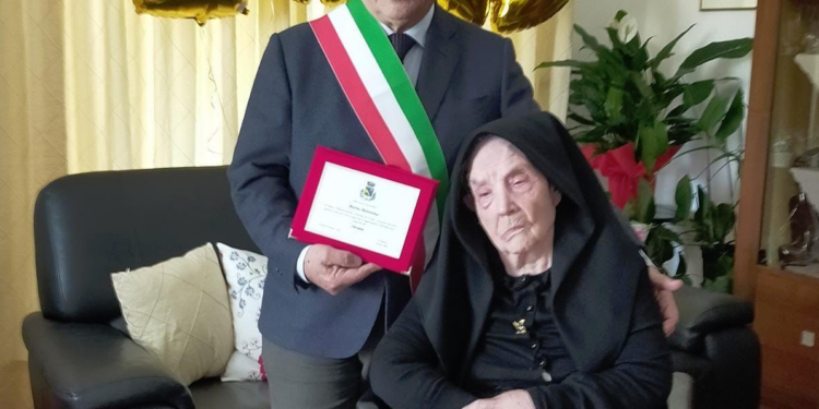 Urzulei: i cent’anni di zia Battistina Marras