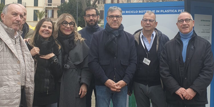 Sassari: attivi i quattro ecocompattatori per il riciclo del Pet 