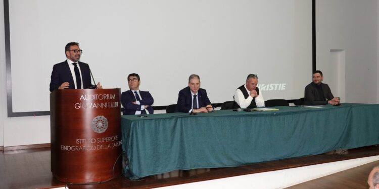 Incontro a Nuoro: «La Sardegna deve marciare unita verso un unico obiettivo: l’Einstein Telescope»