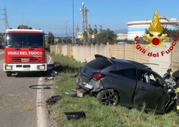Incidente stradale sulla strada Statale 195 Sulcitana