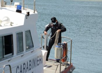 Vive nella sua barca a Porto Corallo ma deve scontare una pena per rapina e lesioni personali in concorso, un pensionato 70enne è stato arrestato dai carabinieri di Villaputzu