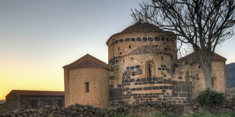 Firenze, Alghero, Milano, Verona: tappe per economie turistiche ed enogastronomiche sostenibili