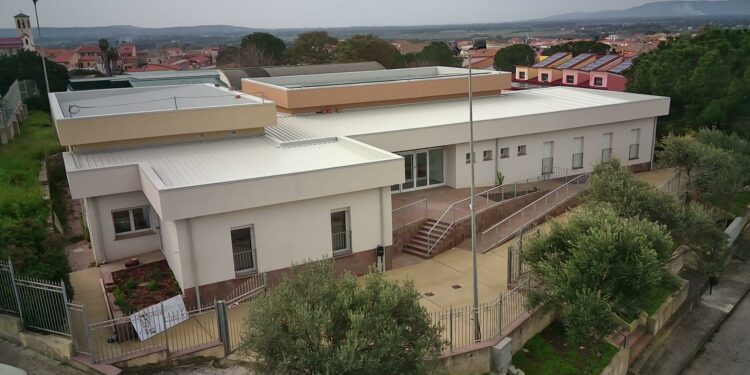 Inaugurato il nuovo centro polivalente di Olmedo