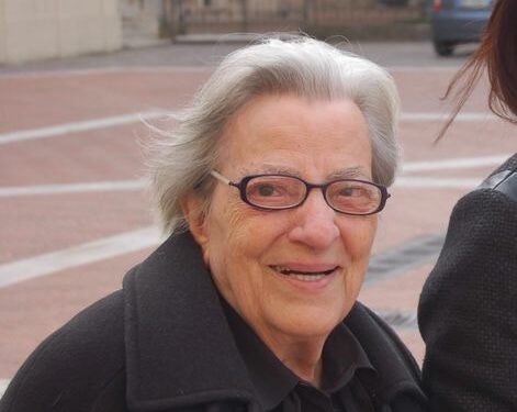 Oristano: Tzia Egle Bonaria Salvi Pais compie 100 anni