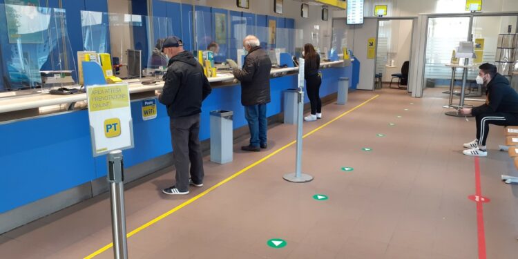 Da martedì 2 maggio, in Sardegna, negli uffici postali saranno in pagamento le pensioni del mese