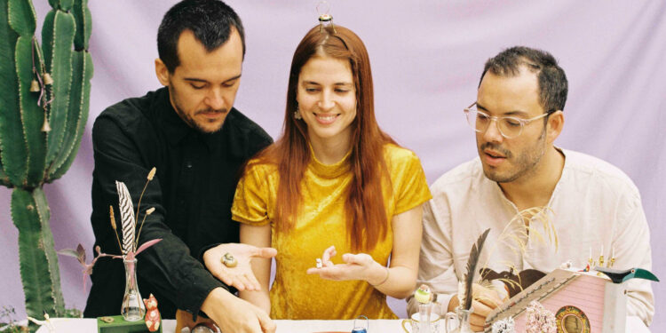 Ancora un’anteprima il 13-14-15 aprile con la pianista Lucia Fumero, cantante catalana in trio sull’Isola The Jazz Club Network, la rassegna firmata CeDAC