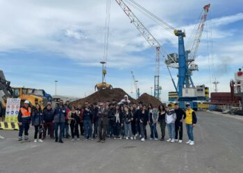 Cagliari: al molo Ichnusa gli studenti in alternanza scuola-lavoro dell’Istituto di Istruzione Speriore Don Gavino Pes di Tempio