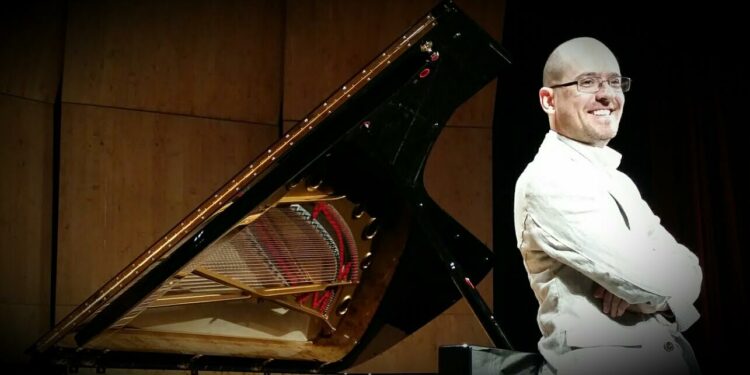 Dal pianoforte all’elettronica, doppio appuntamento in sala Sassu, a Sassari, lunedì 8 maggio, con il recital del pianista Roberto Plano