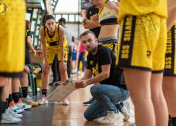 Il San Salvatore riparte da coach Simone Righi