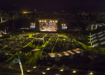 La Leggenda di Belle e la Bestia – Il Musical arriva alla Forte Arena di Santa Margherita di Pula sabato 5 agosto, alle ore 21.00