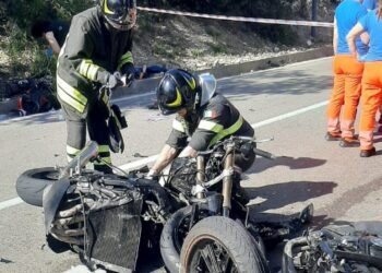 Cala Gonone: scontro tra due moto, morta una persona