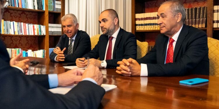 Stamane, al ministero dei Beni culturali, l’assessore regionale degli Enti locali ha incontrato i tecnici del Ministero sul Piano paesaggistico regionale