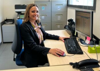 14 maggio, festa della mamma. La testimonianza di Raffaela Deidda, mamma/direttrice delle Poste a Portoscuso