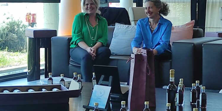 La Multa ha presentato Mirtina, l’originale sciroppo di mirto