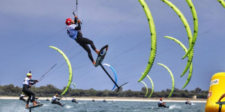 Va in archivio la seconda giornata dei due grandi eventi, un europeo ed un mondiale, in corso di svolgimento nel Golfo di Oristano