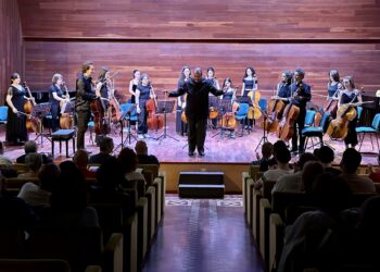 “Guitarra, guitarra!”, cinquanta chitarristi in sala Sassu, a Sassari, venerdì 16 giugno