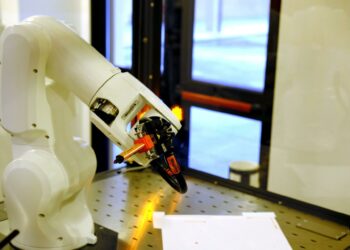 Dall’accordo tra Sardegna Ricerche e l’Ufficio Scolastico regionale, nasce la prima rete regionale di centri di competenza con la robotica educativa