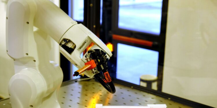 Dall’accordo tra Sardegna Ricerche e l’Ufficio Scolastico regionale, nasce la prima rete regionale di centri di competenza con la robotica educativa