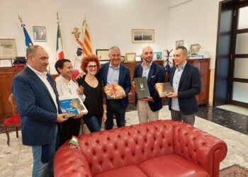 Da Burgos ad Alghero: la bambolina Adelasia arriva nella Riviera del Corallo