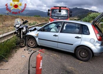 Santa Maria Coghinas: scontro tra un’auto e una moto, una persona ricoverata in codice rosso