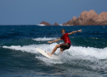 Il campionato italiano juniores di surf torna in scena alla Marinedda il 24 giugno