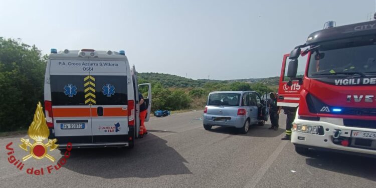 Incidente stradale sulla provinciale per Ittiri, due persone in ospedale