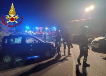 Palau: scontro tra due macchine, due persone in ospedale