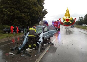 Incidente stradale sulla statale 389 morta una persona