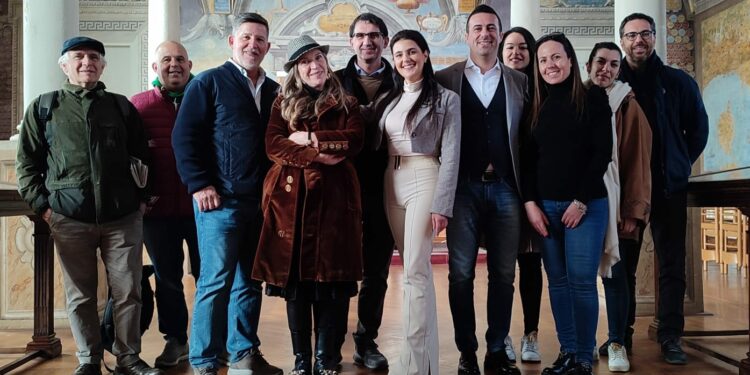 “Disterrados”, al via terza edizione della trasmissione in lingua sarda condotta da Maria Giovanna Cherchi