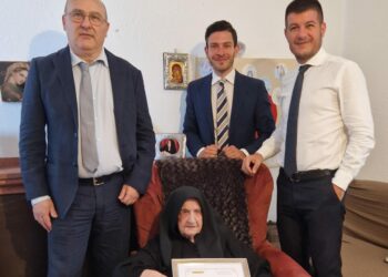 Orgosolo: Poste Italiane omaggia zia Michela Battasi per i suoi 107 anni