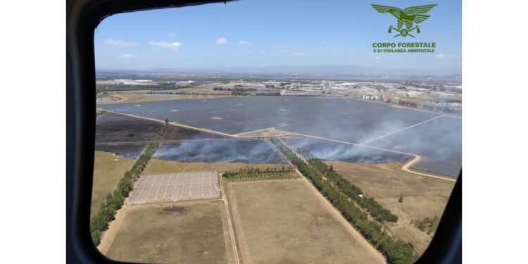 Due dei nove incendi sviluppatisi ieri in Sardegna hanno richiesto l’intervento dei mezzi aerei del Corpo forestale, a Uta e Siligo