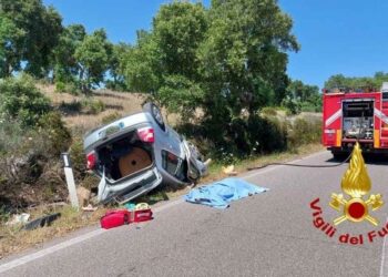 Incidente stradale tra Busachi e Neoneli: è morta una persona, un’altra è finita in ospedale