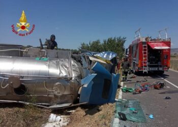 Incidente stradale sulla SP 46 tra Ussaramanna e Lunamatrona, il conducente di un mezzo pesante trasportato in ospedale con l’elisoccorso