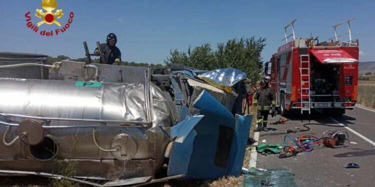 Incidente stradale sulla SP 46 tra Ussaramanna e Lunamatrona, il conducente di un mezzo pesante trasportato in ospedale con l’elisoccorso