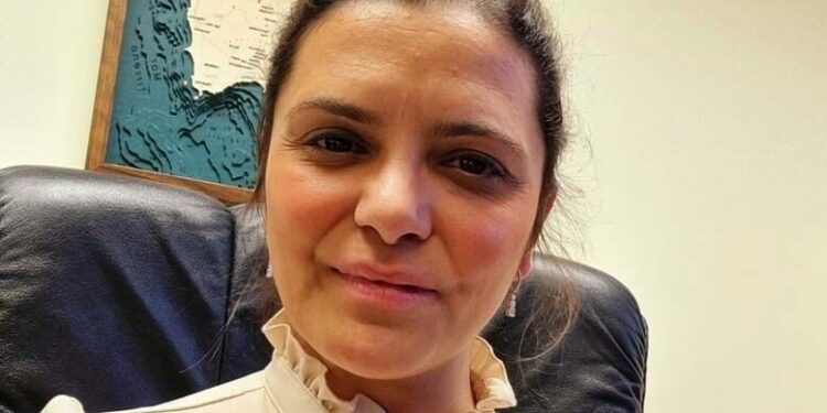 «Disservizi idrici in Baronia e Gallura»: la denuncia di Annalisa Manca (FdI)