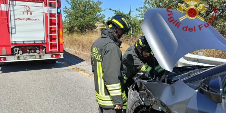 Incidente stradale dopo lo svincolo per Chilivani, sette persone ricoverate in ospedale