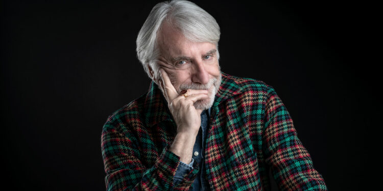 Oggi, venerdì 21 luglio, alle 20.00, al Teatro Romano di Nora, Paolo Crepet, per il XLI Festival “La Notte dei Poeti”, sabato ad Arzachena, domenica ad Alghero