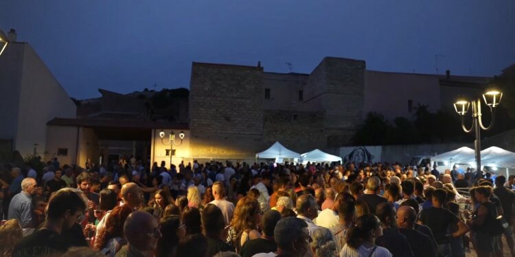 A Sennori, 3.200 calici hanno brindato sotto le stelle di San Lorenzo
