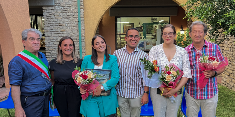 Fiera dell’artigianato di Mogoro: sono Giorgia Casu, Roberto Ghiani e Alice Spanu i tre laureati premiati ieri sera dall’Amministrazione comunale