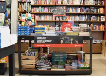 In oltre 75 città, tra le quali Olbia, un weekend per regalare libri, penne e quaderni ed esaudire i desideri dei piccoli studenti in difficoltà