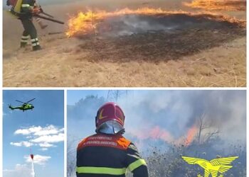 Il Corpo forestale sta intervenendo con il supporto dell’elicottero Super Puma decollato da Fenosu su un incendio a Pompu, in località Serra monti