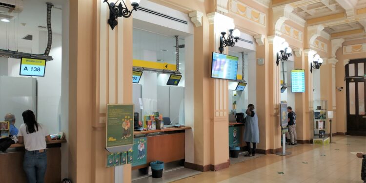 In tutti i 441 uffici postali della Sardegna le pensioni del mese di ottobre saranno in pagamento a partire da lunedì 2