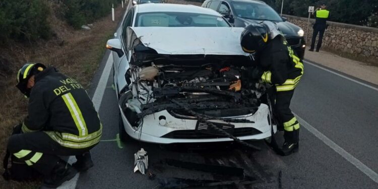 Palau: incidente stradale sulla statale 133, due feriti