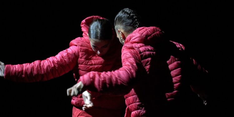 Sennori, “La mamma del sole” tra gli applausi chiude una grande serata di danza e teatro