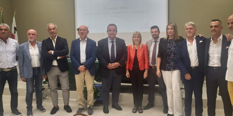 Gli assessori regionali del Bilancio e del Lavoro, Giuseppe Fasolino e Ada Lai, hanno partecipato, ad Ozieri, al convegno sulla fiera del cavallo