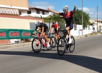 A Riola Sardo si impone in volata Alessandro Garau nel 6° Trofeo Airon Bike