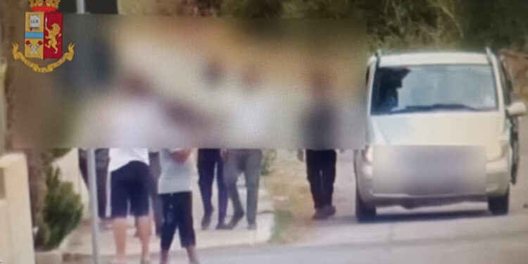 A Cagliari la Polizia di Stato smantella una presunta associazione a delinquere dedita allo sfruttamento del lavoro nero. Arrestati cinque stranieri